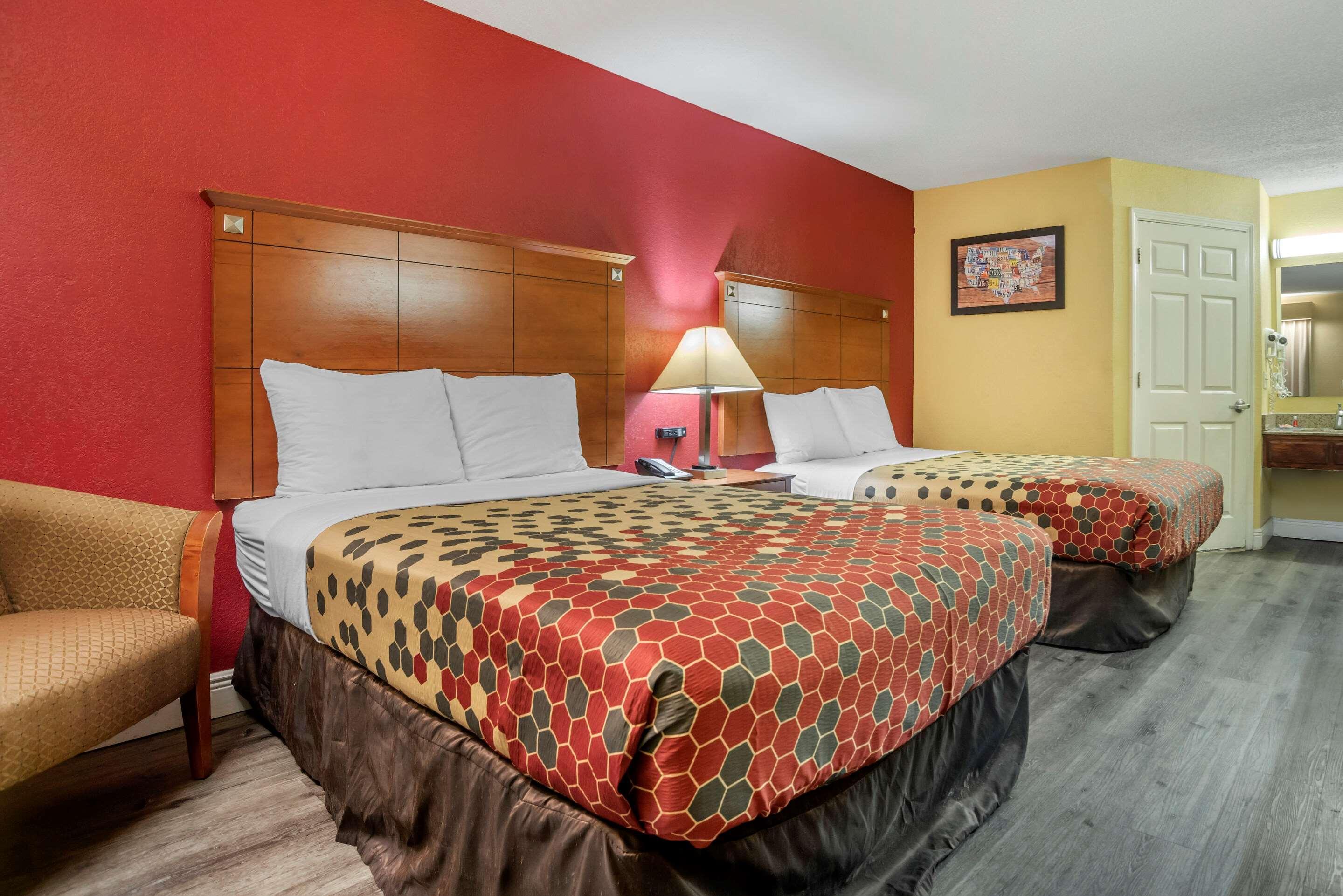Econo Lodge Tupelo Esterno foto