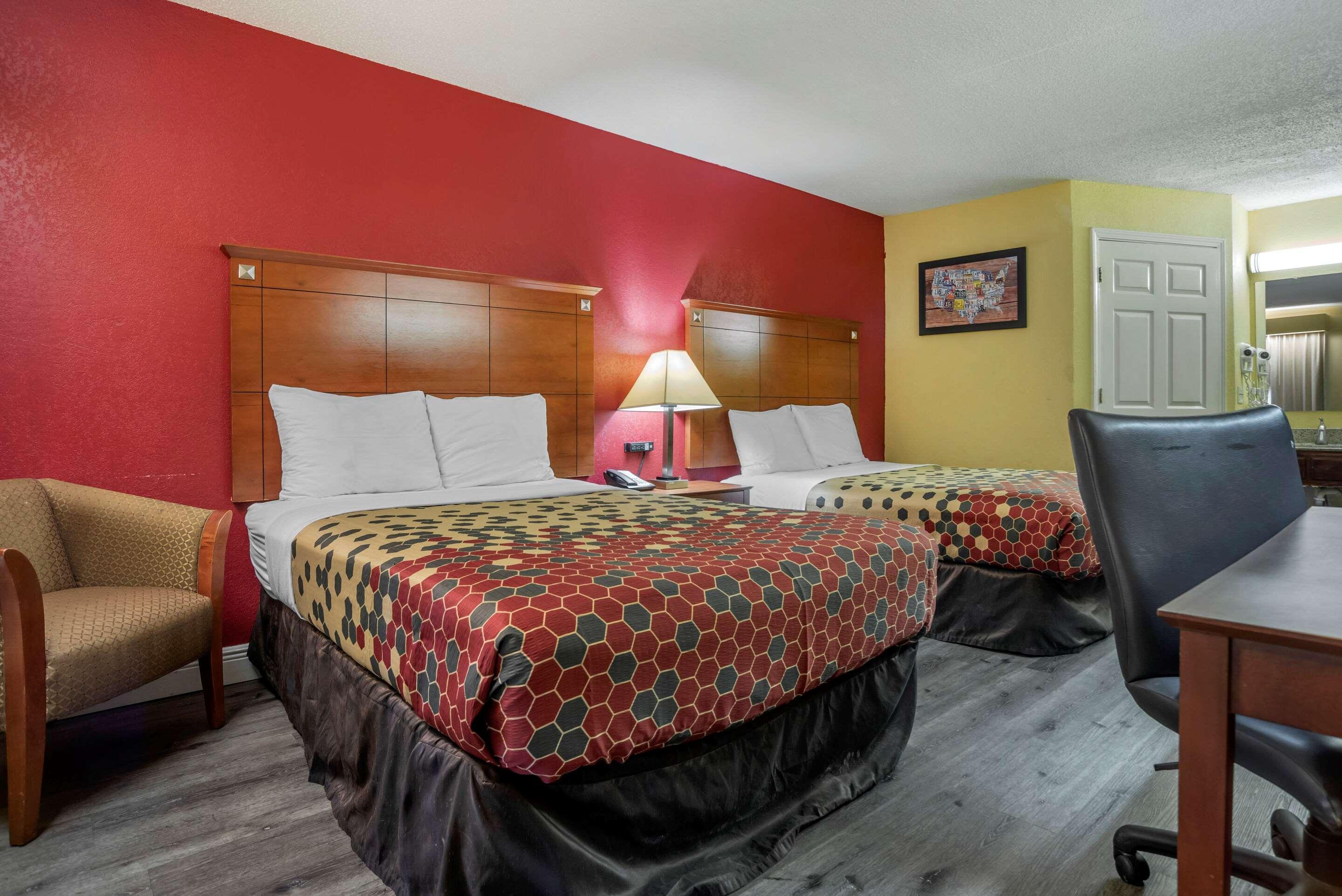 Econo Lodge Tupelo Esterno foto