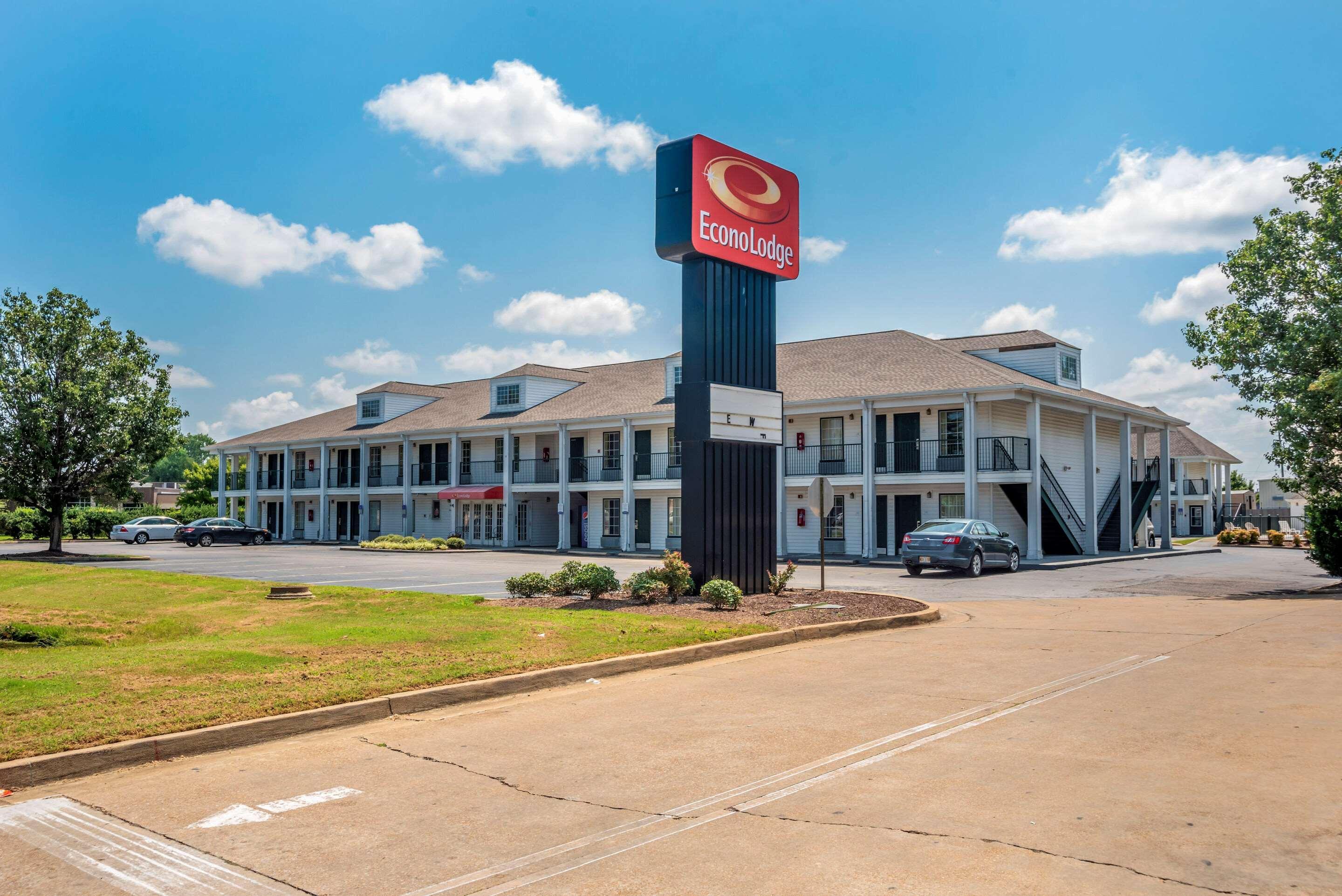 Econo Lodge Tupelo Esterno foto