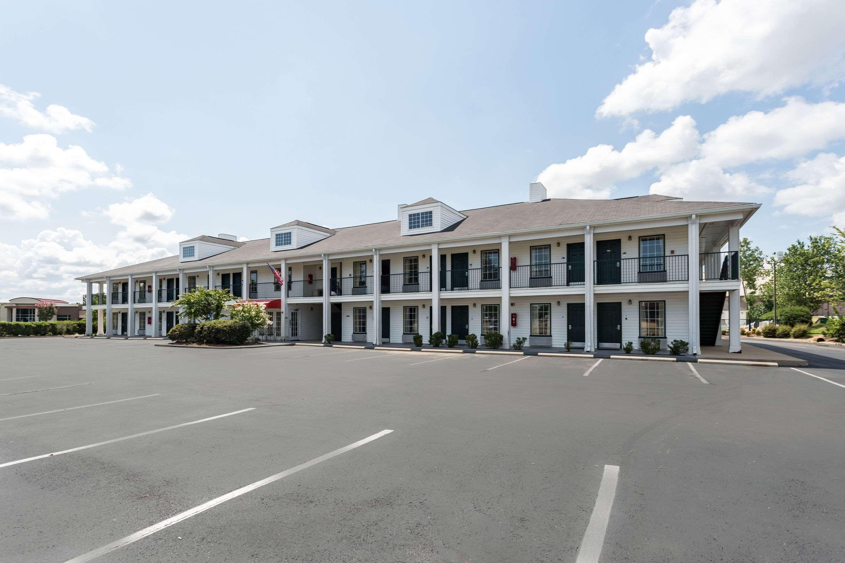Econo Lodge Tupelo Esterno foto